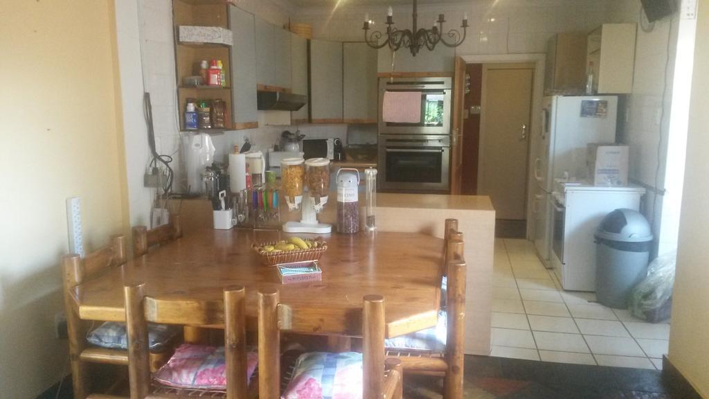 The Birches Backpacker Lodge Randburg Exteriér fotografie
