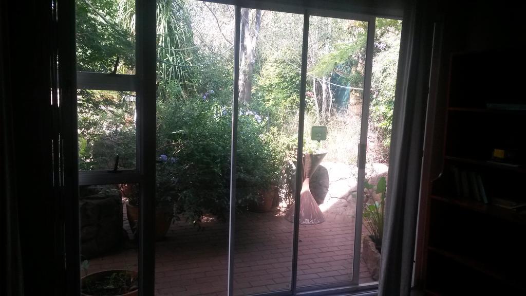 The Birches Backpacker Lodge Randburg Exteriér fotografie